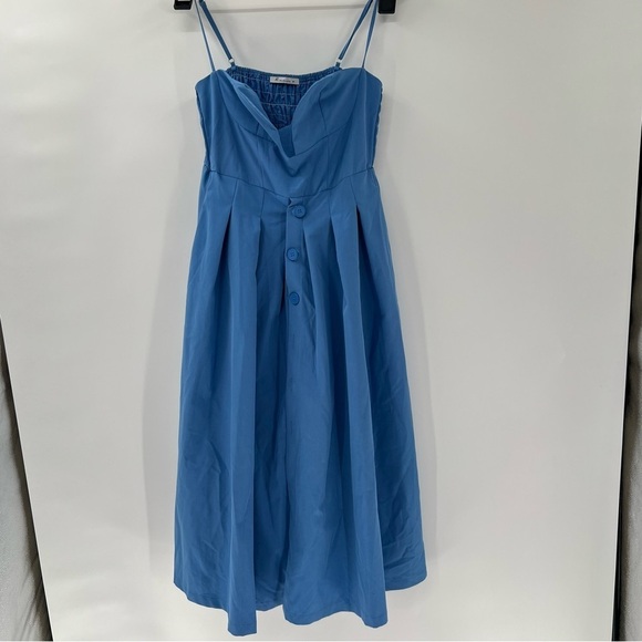 Elegant Blue Midi Dress - Picture 4 of 12